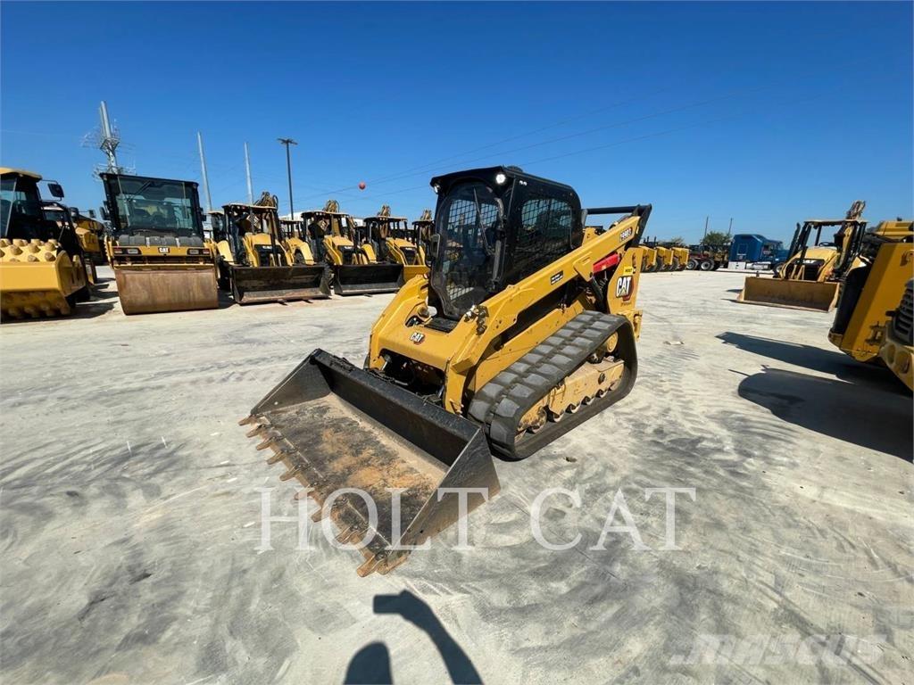 CAT 299D3 Верижен товарач