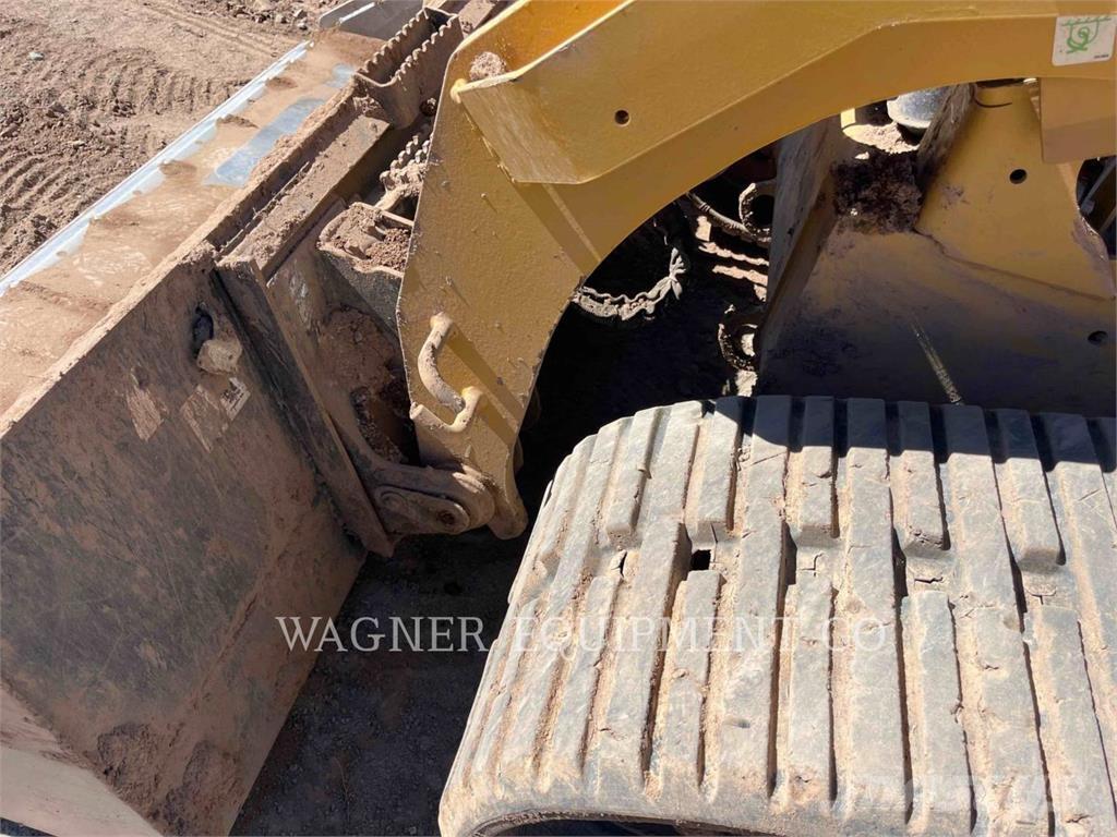 CAT 299D3 Верижен товарач