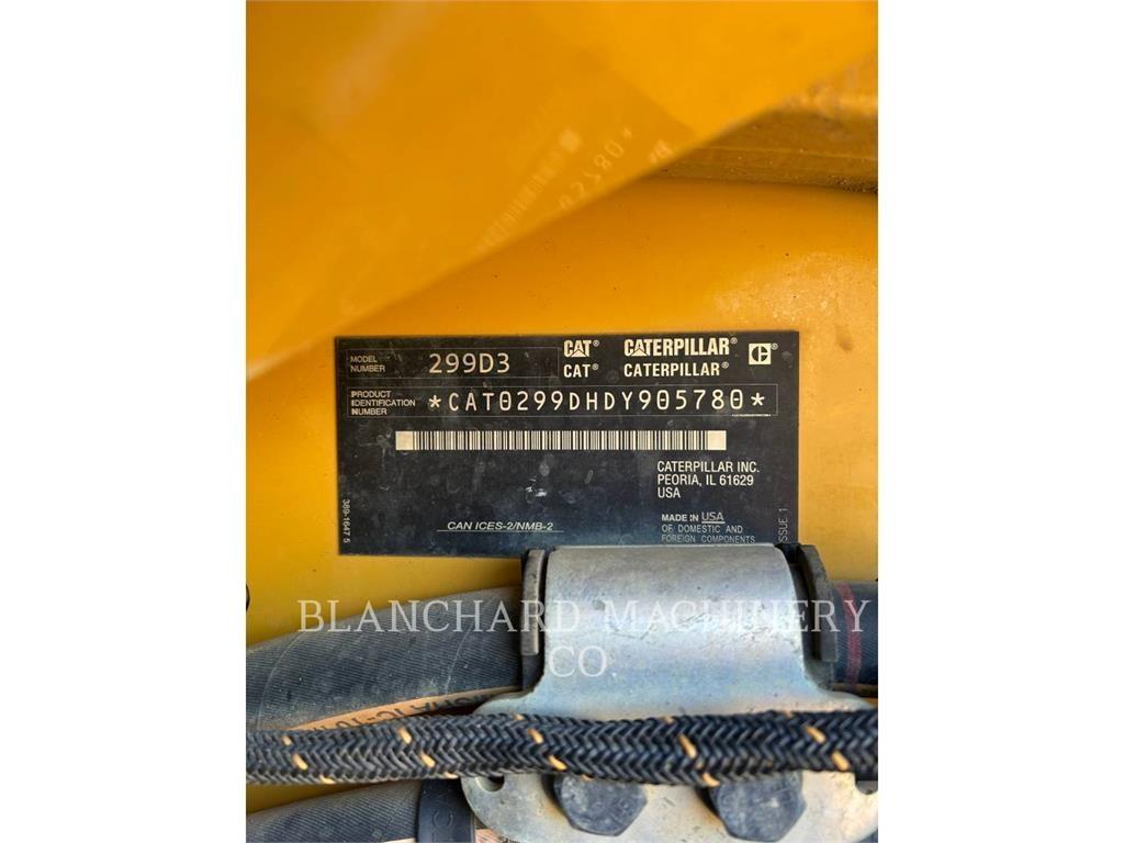 CAT 299D3 Верижен товарач