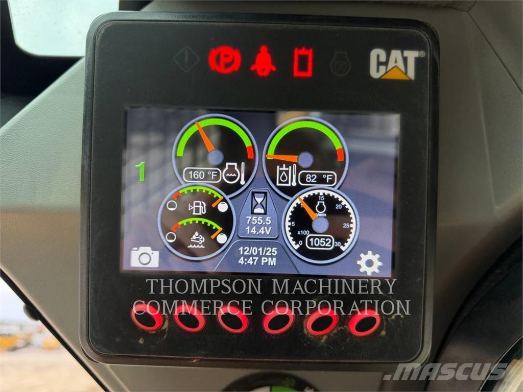 CAT 299D3 Верижен товарач