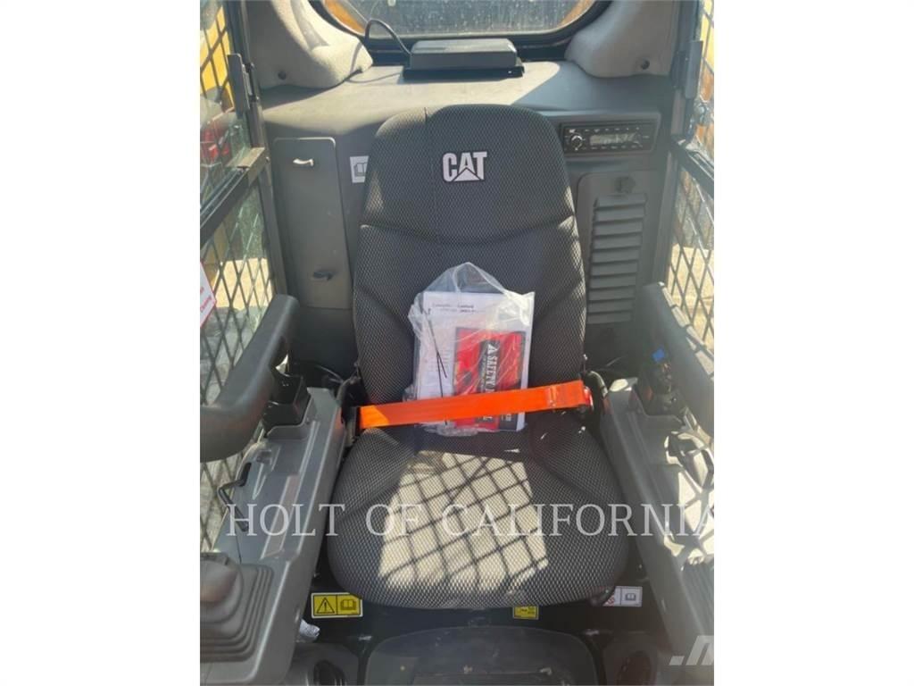 CAT 299D3 HF Мини товарачи

