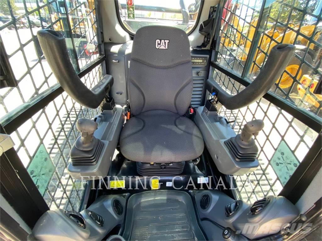 CAT 299D3 XE Верижен товарач