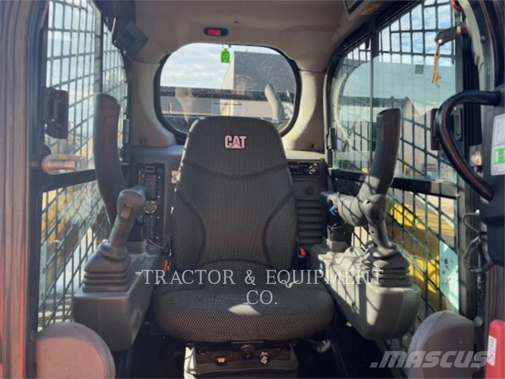 CAT 299D3 XE Мини товарачи

