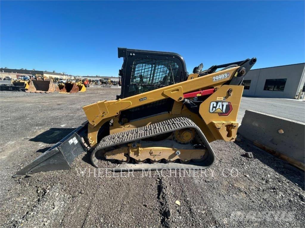 CAT 299D3 XE Верижен товарач