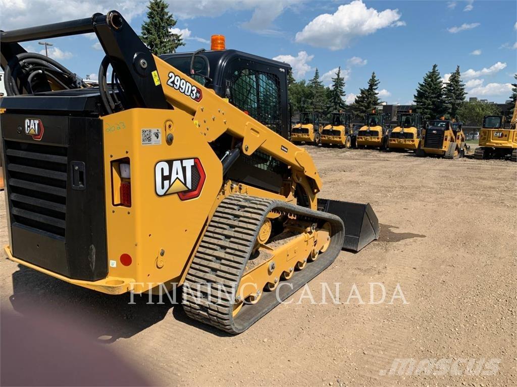 CAT 299D3 XE Верижен товарач