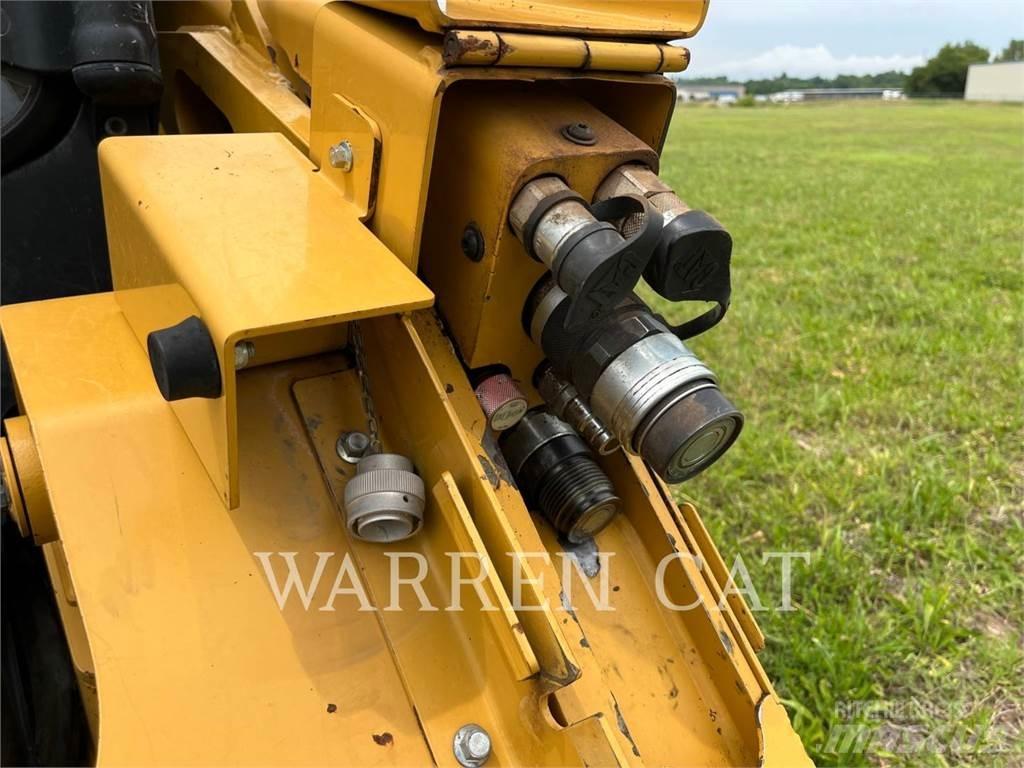 CAT 299D3 XEL2 Верижен товарач