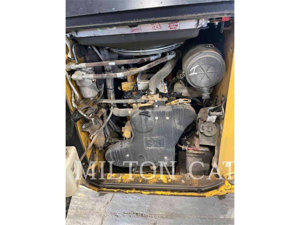 CAT 299D3 XHP Мини товарачи

