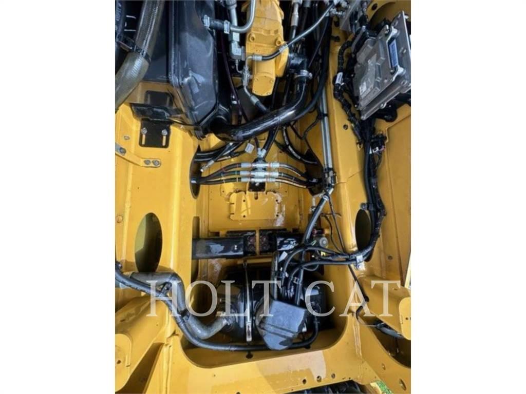 CAT 299D3 XPS Верижен товарач