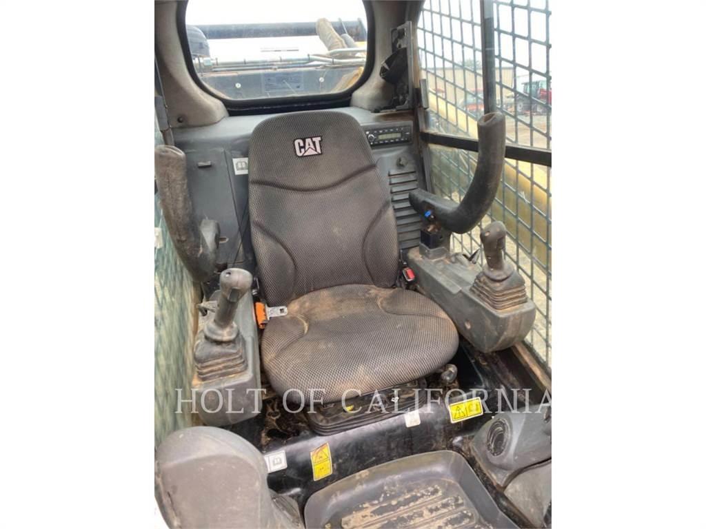 CAT 299D3XE Мини товарачи
