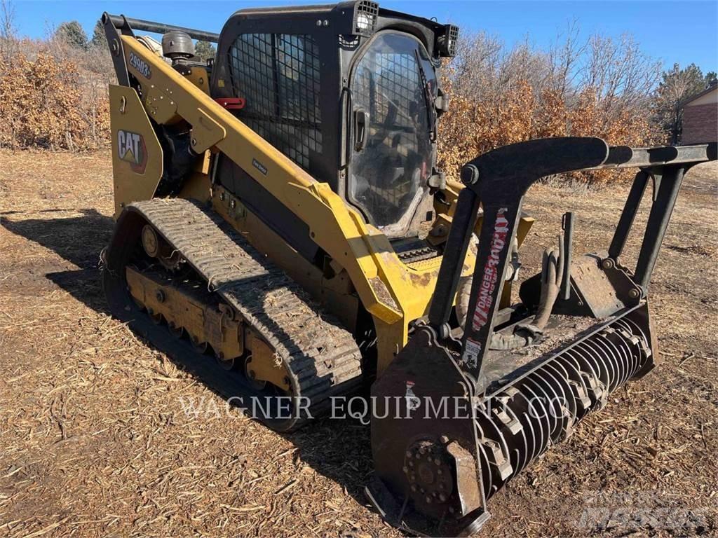 CAT 299D3XE Верижен товарач