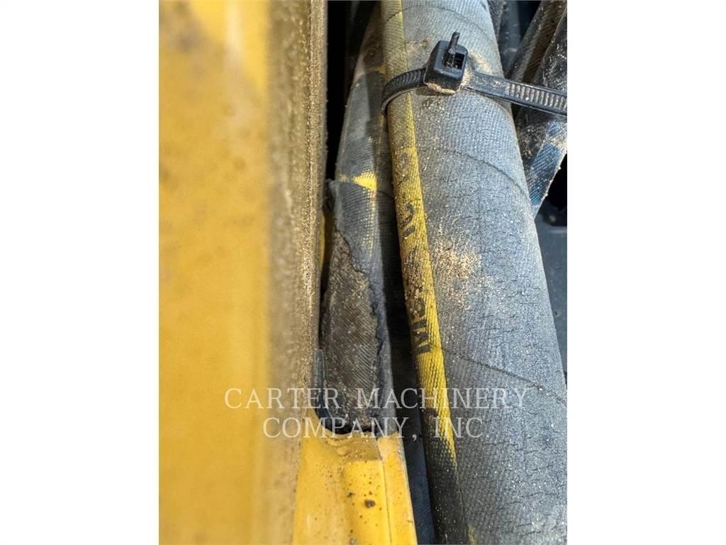 CAT 299D3XE Мини товарачи
