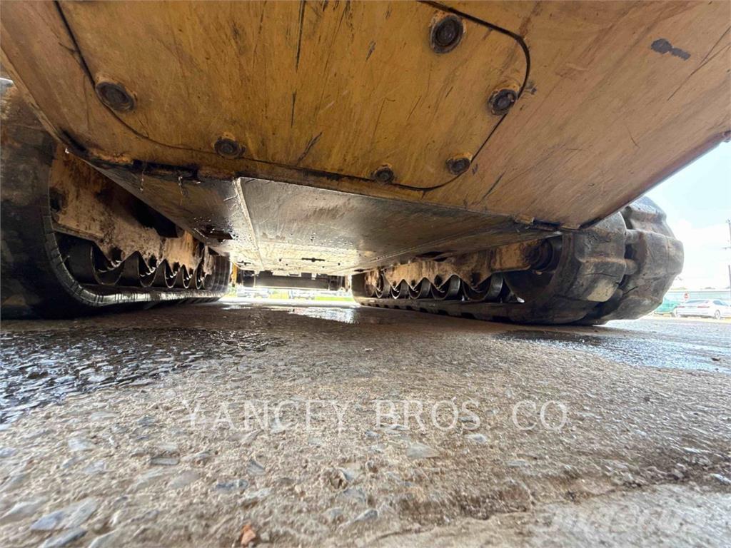 CAT 299D3XE Верижни булдозери
