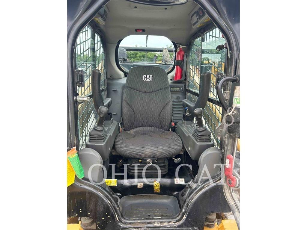 CAT 299D3XE Мини товарачи
