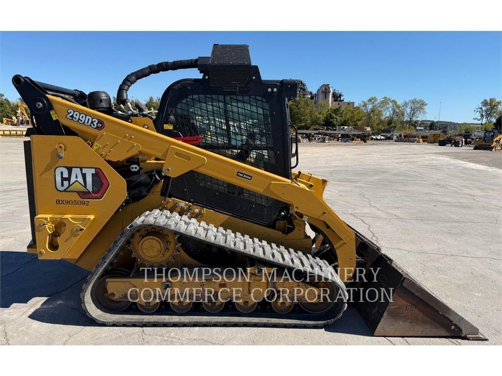CAT 299D3XE Верижен товарач