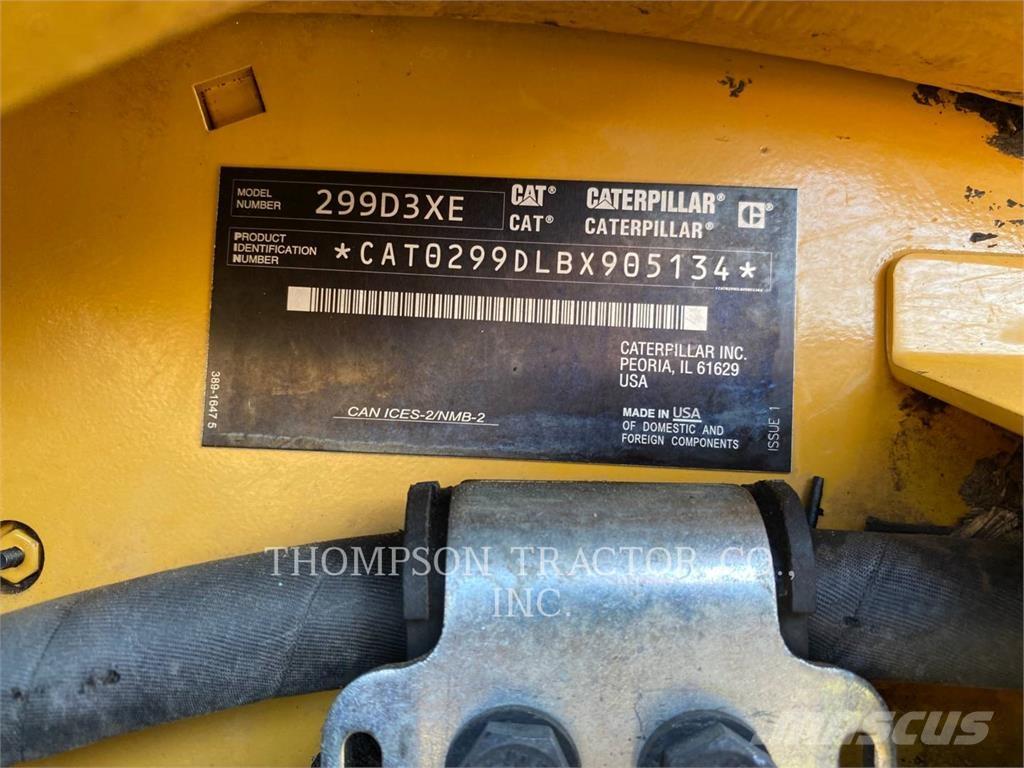 CAT 299D3XE Верижен товарач