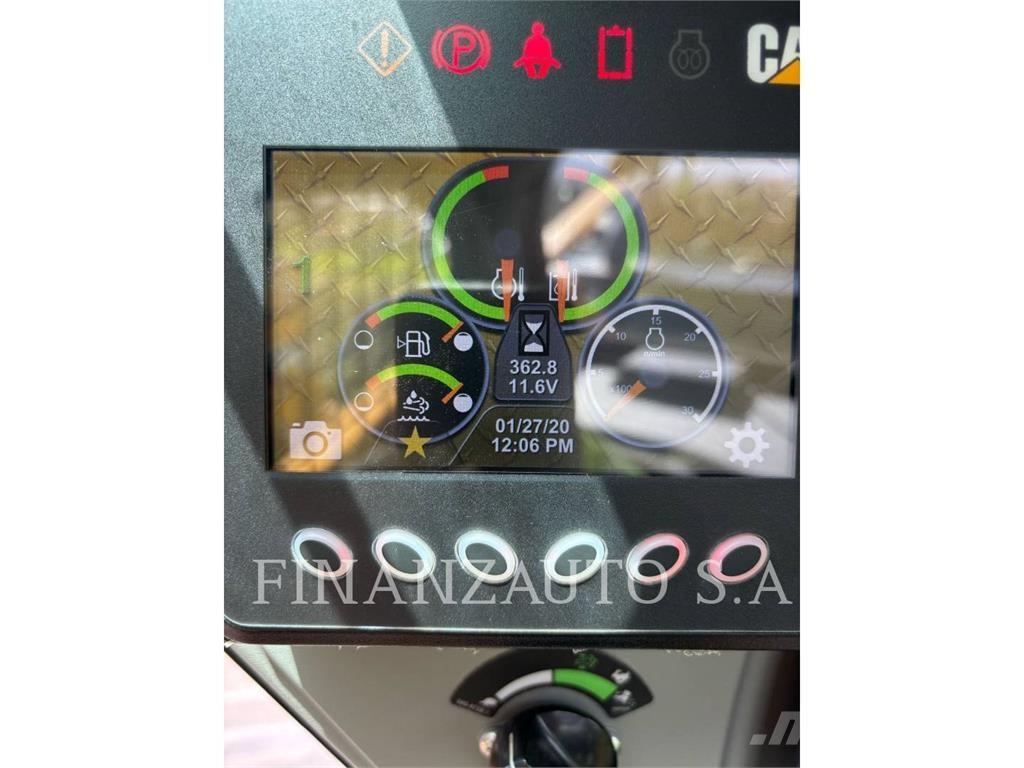 CAT 299D3XE Мини товарачи
