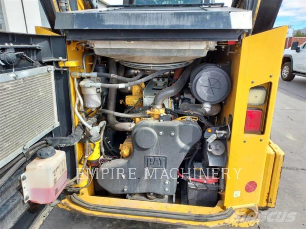 CAT 299D3XPSCA Мини товарачи
