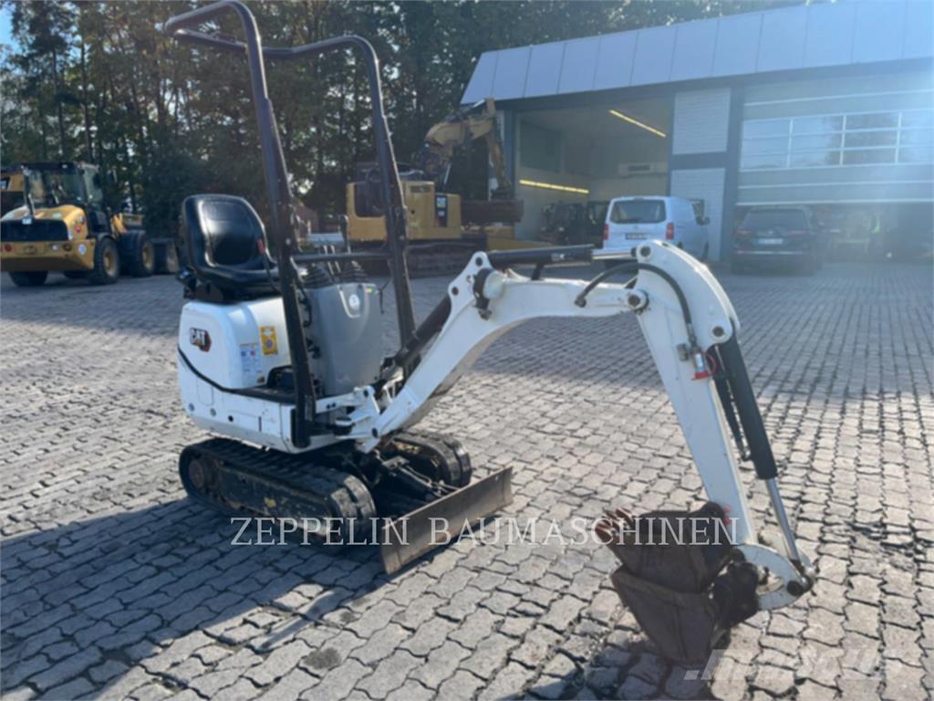 CAT 300.9D Верижен екскаватор