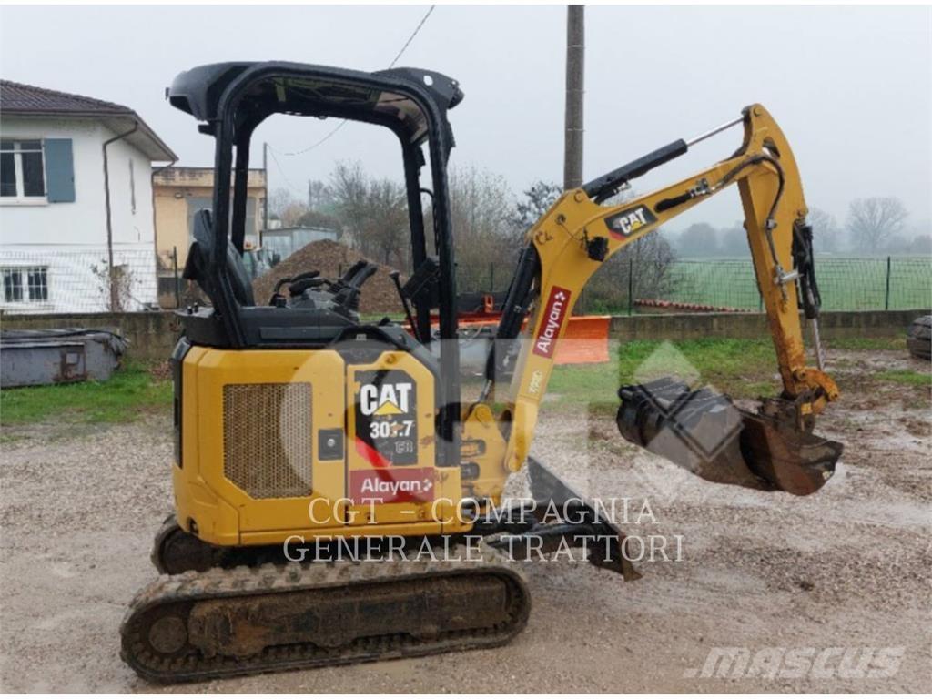 CAT 301.7 Верижен екскаватор