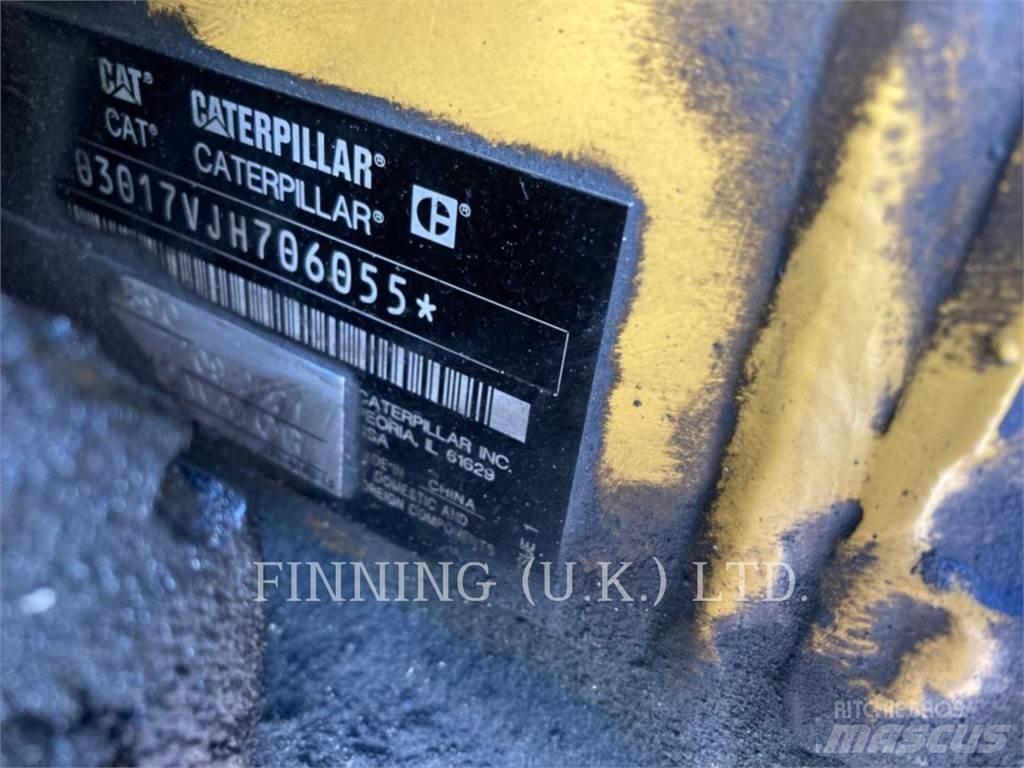 CAT 301.705ACR Верижен екскаватор