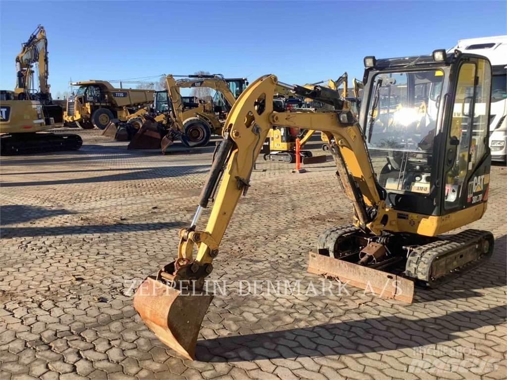 CAT 301.7D Верижен екскаватор