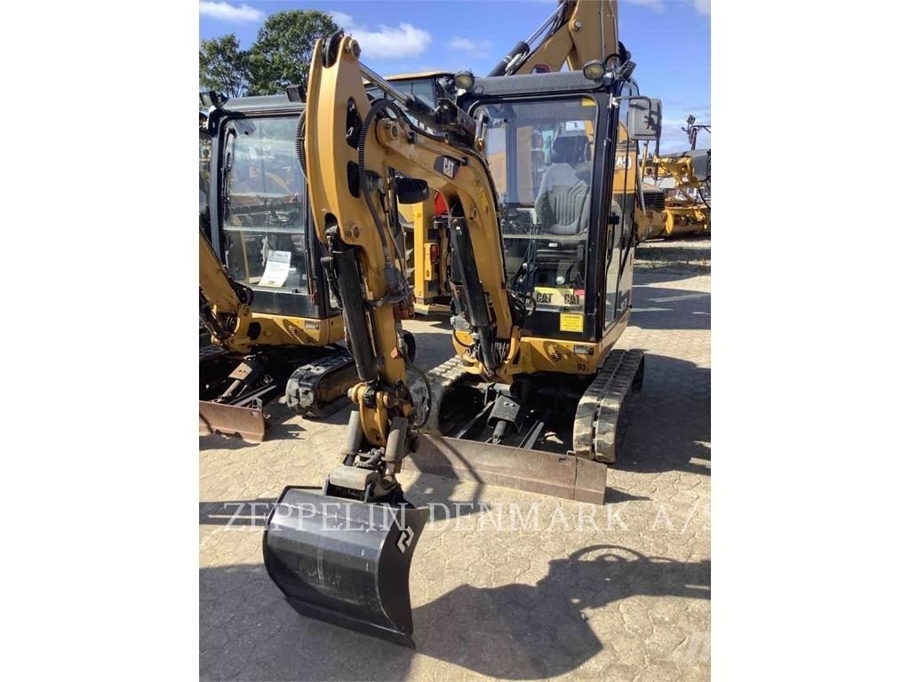CAT 301.7D Мини екскаватори < 7 т