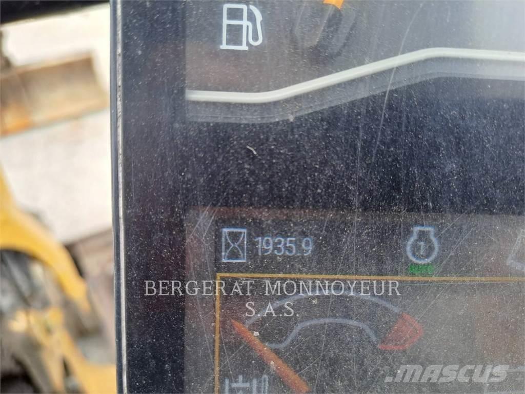 CAT 301.8 Верижен екскаватор