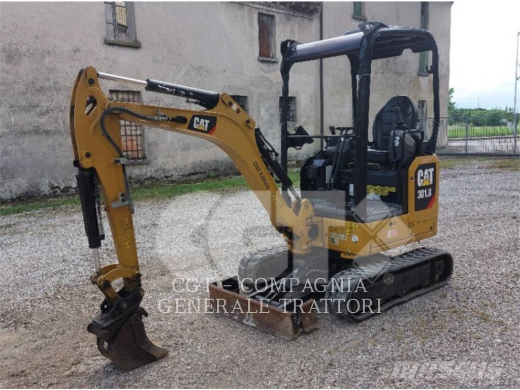 CAT 301.8 Верижен екскаватор