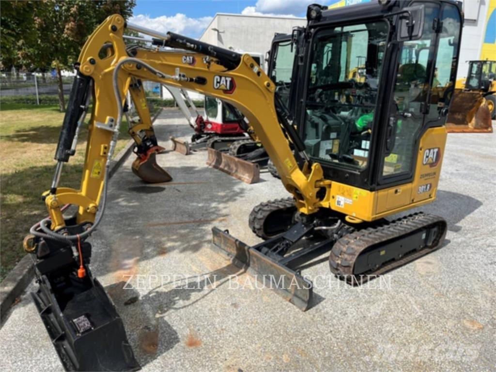 CAT 301.8-05A Верижен екскаватор