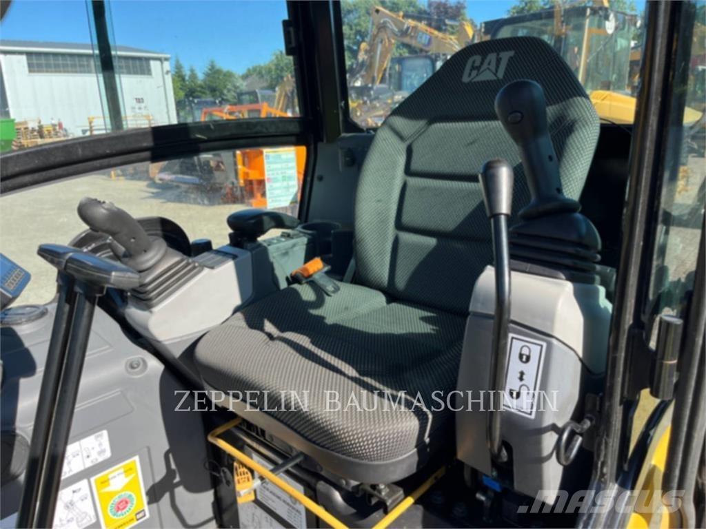 CAT 301.8-05A Верижен екскаватор