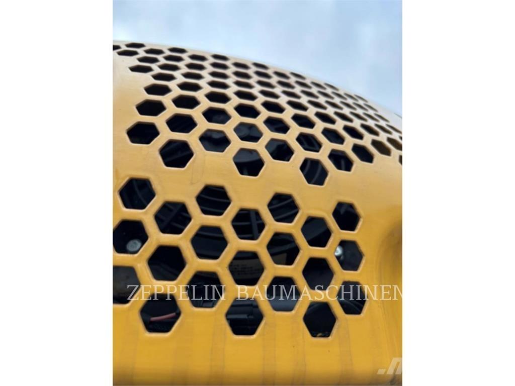 CAT 301.8-05A Верижен екскаватор