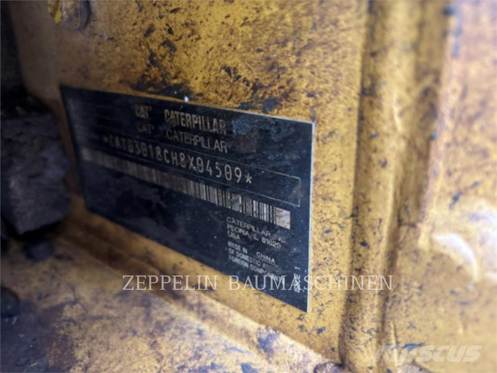 CAT 301.8-05A Верижен екскаватор