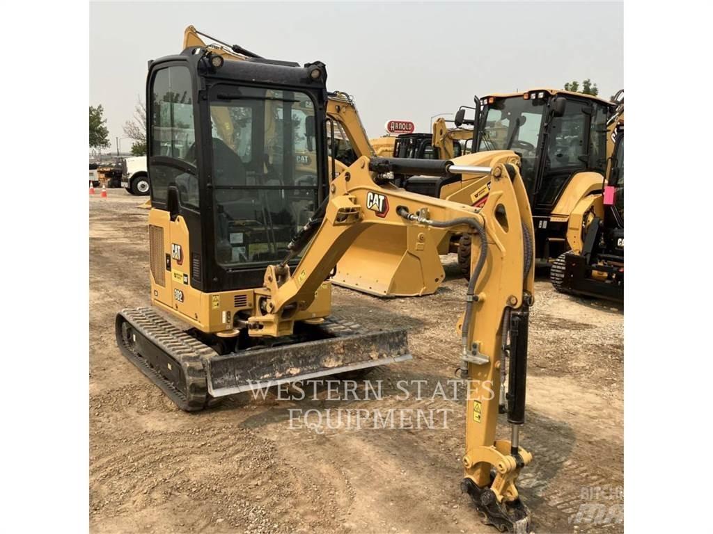 CAT 302 Верижен екскаватор