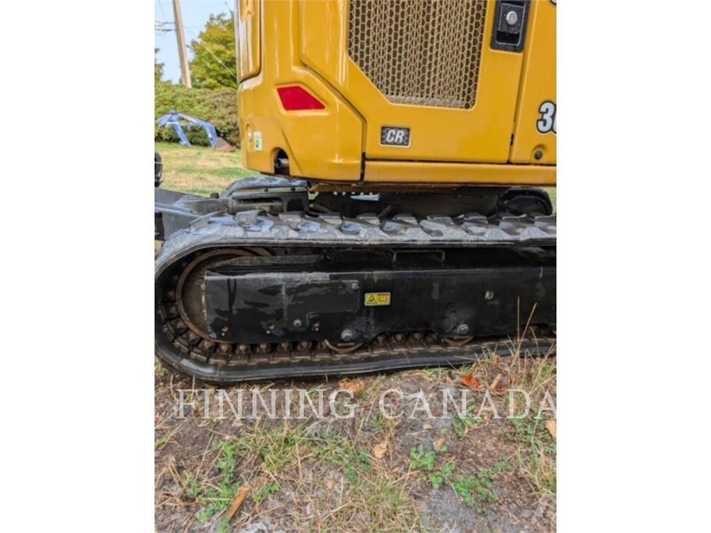CAT 302 Верижен екскаватор