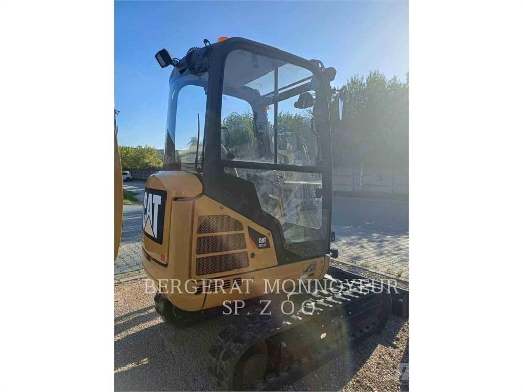 CAT 302.4D Верижен екскаватор