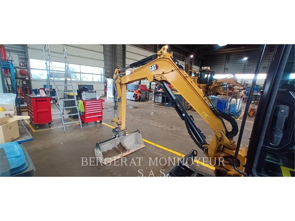 CAT 302.7 Верижен екскаватор
