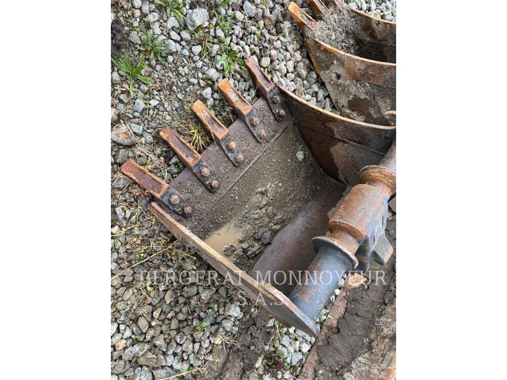 CAT 302.7 Верижен екскаватор