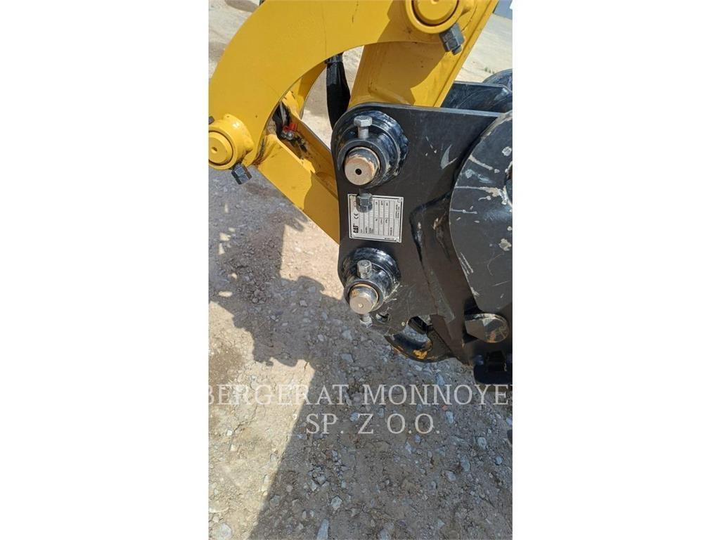 CAT 302.7CR Верижен екскаватор