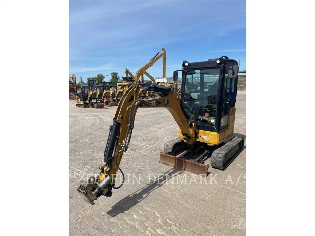 CAT 30205CR Мини екскаватори < 7 т