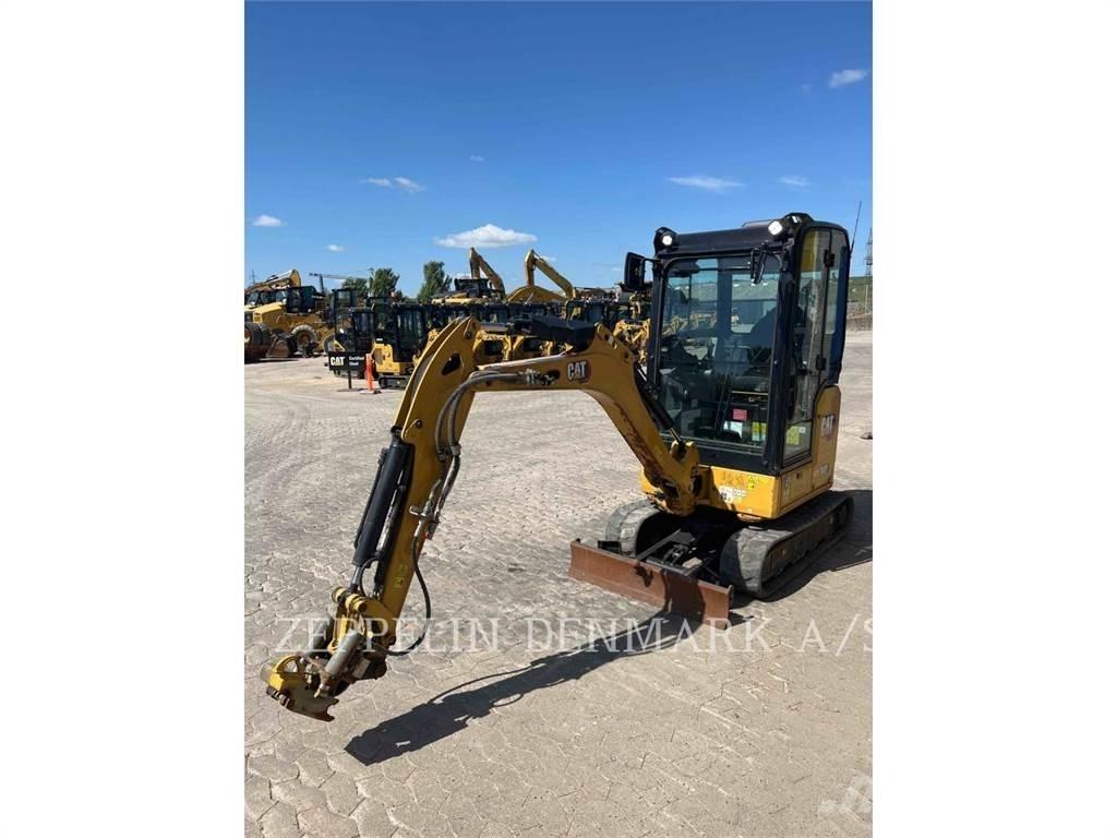 CAT 30205CR Мини екскаватори < 7 т