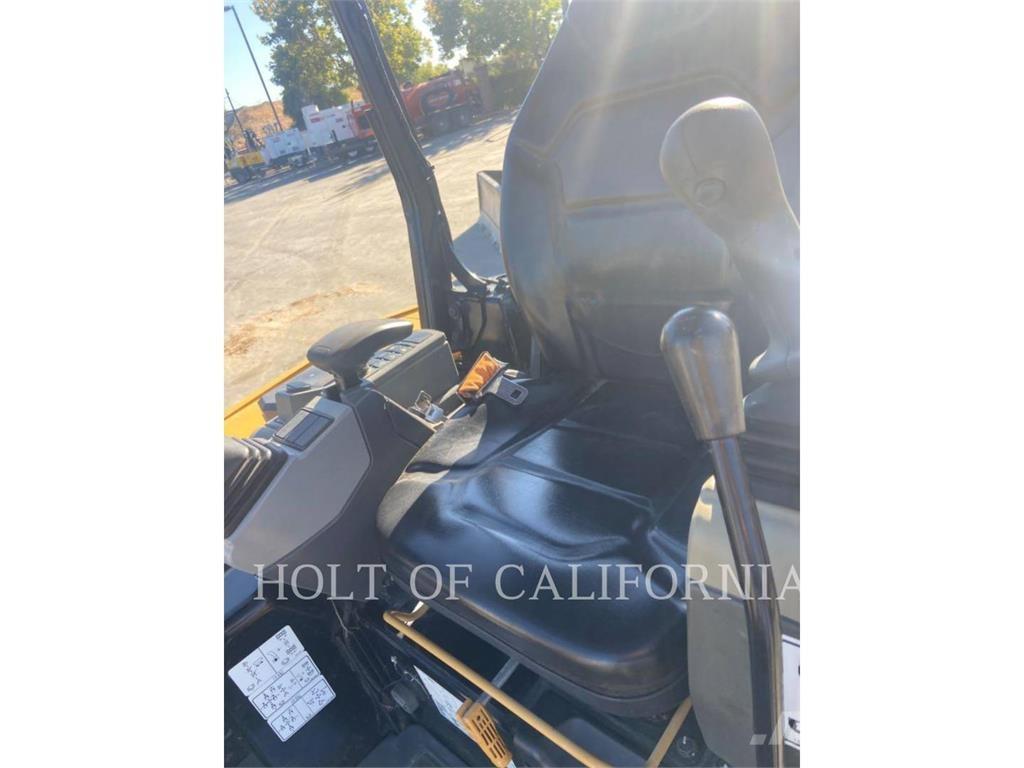 CAT 303.5 Верижен екскаватор