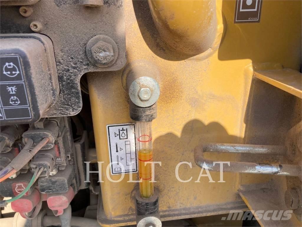 CAT 303.5 CR Верижен екскаватор