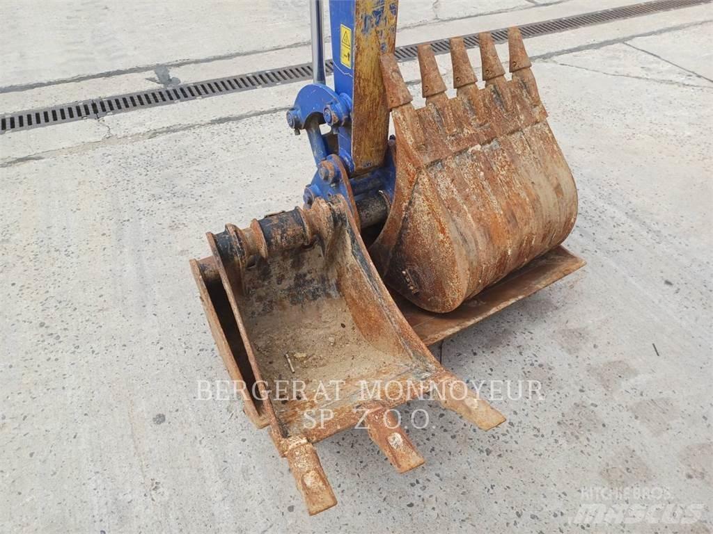 CAT 303 CR Верижен екскаватор