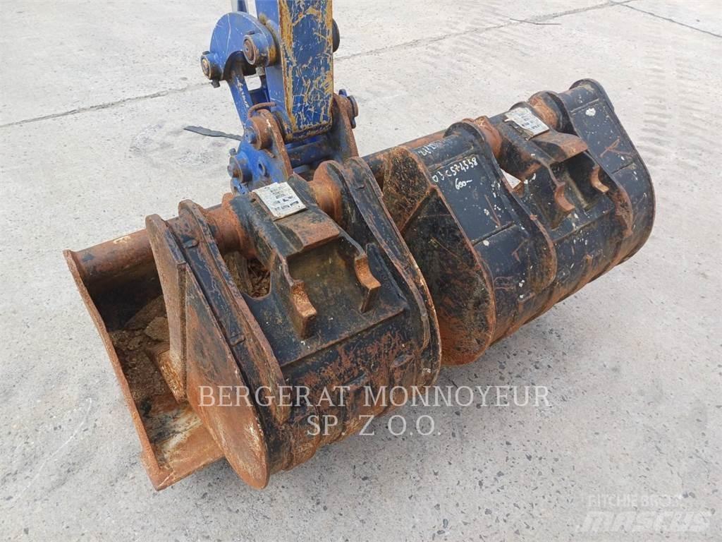 CAT 303 CR Верижен екскаватор