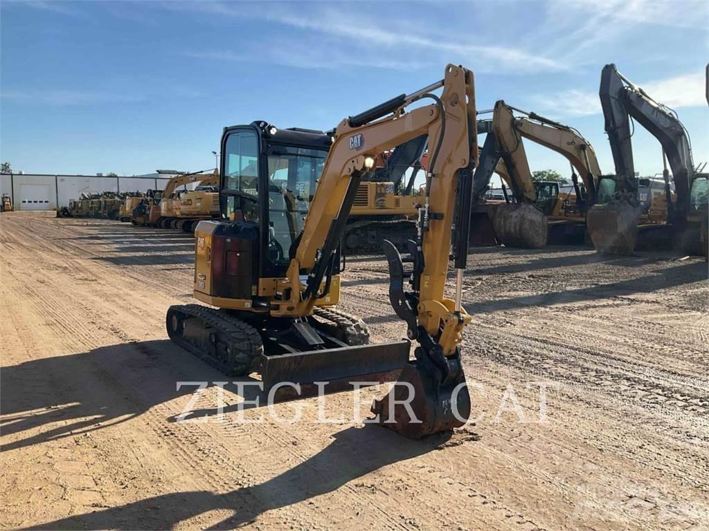 CAT 303 CR Верижен екскаватор