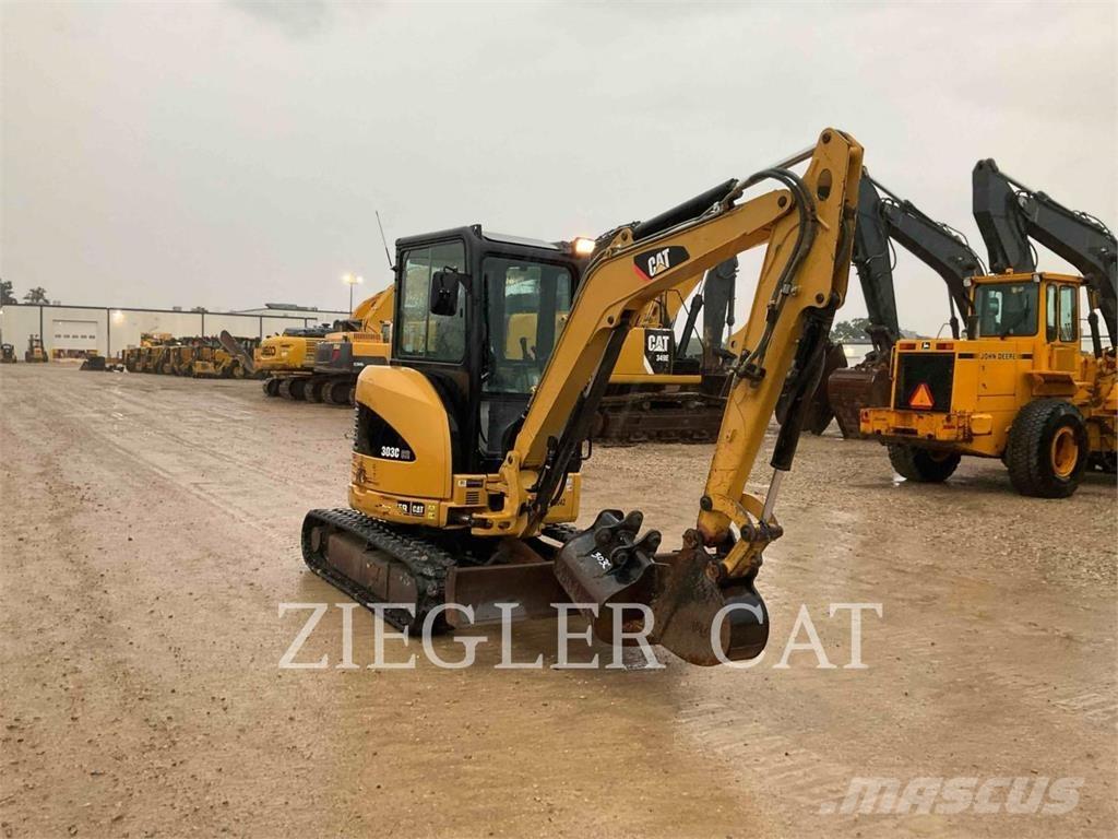 CAT 303C Верижен екскаватор