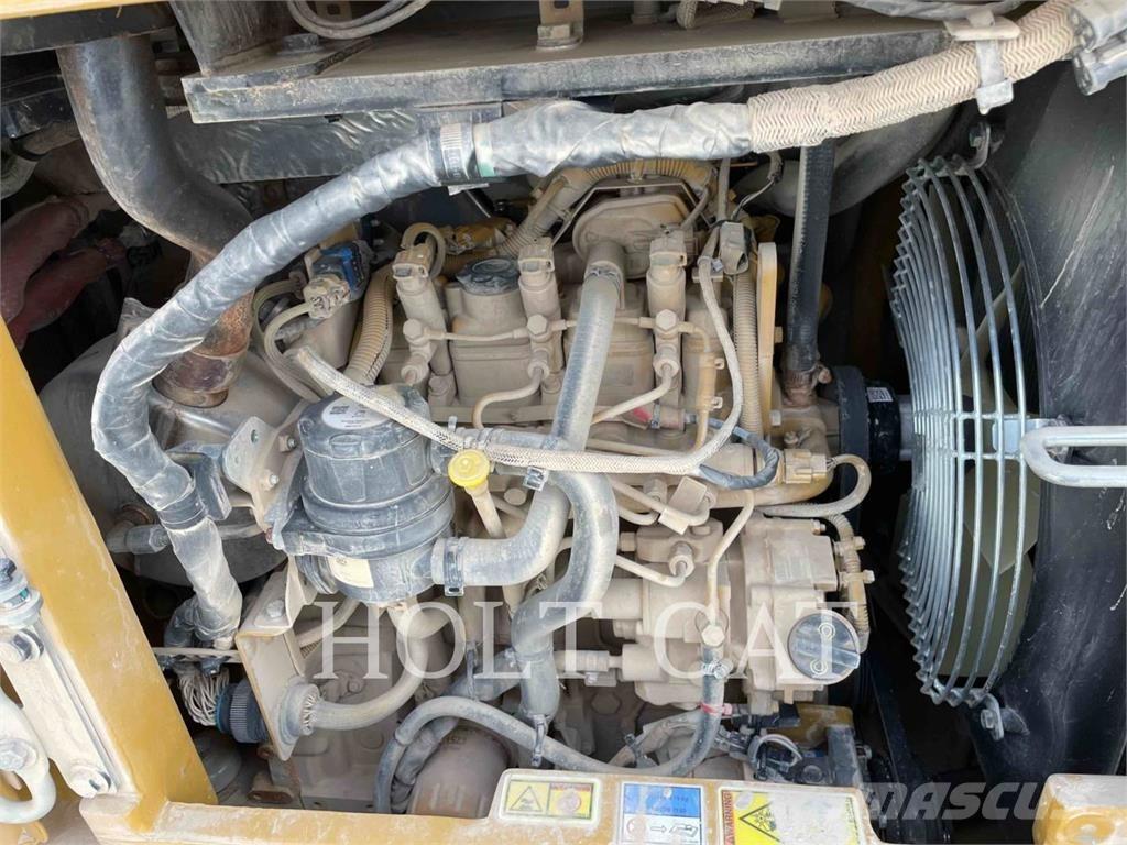 CAT 304 Верижен екскаватор
