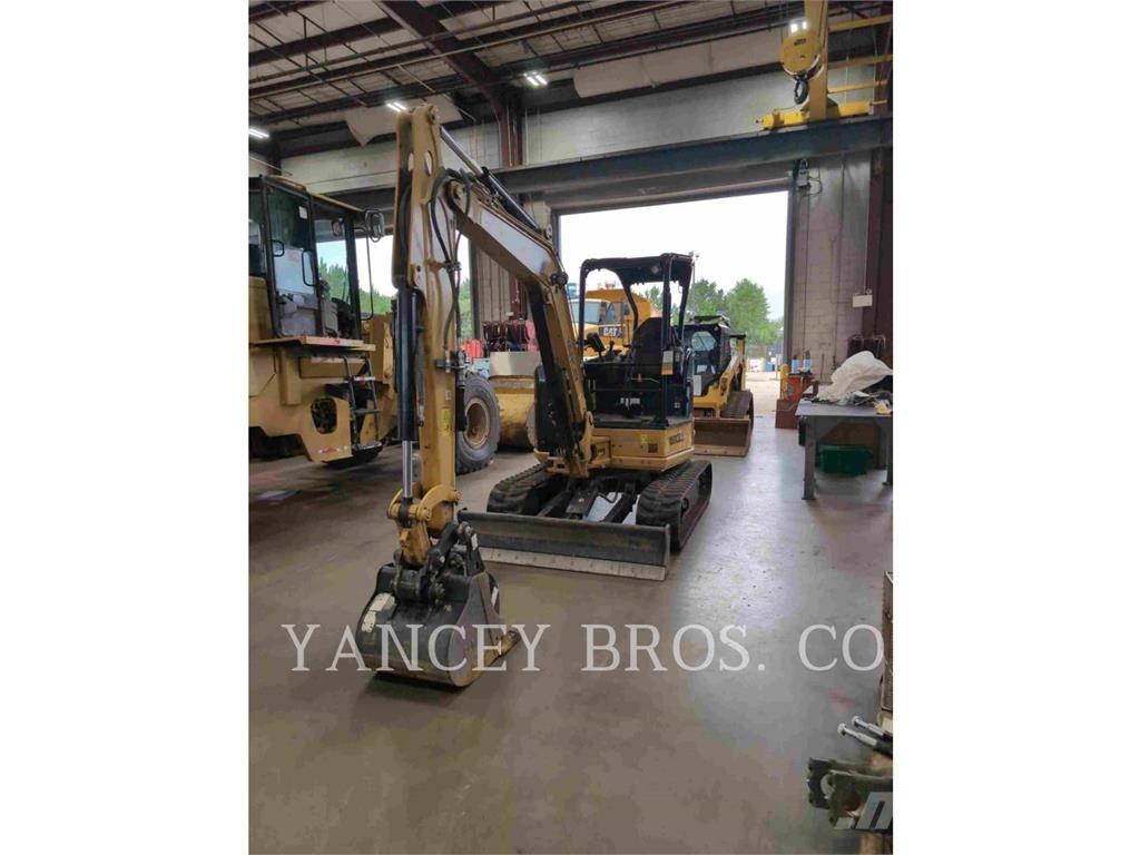 CAT 304 Верижен екскаватор