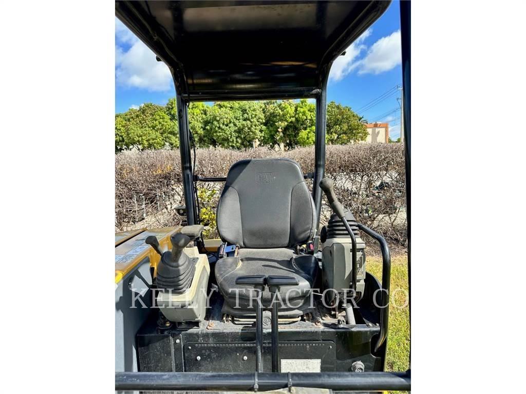 CAT 304E2CR Верижен екскаватор