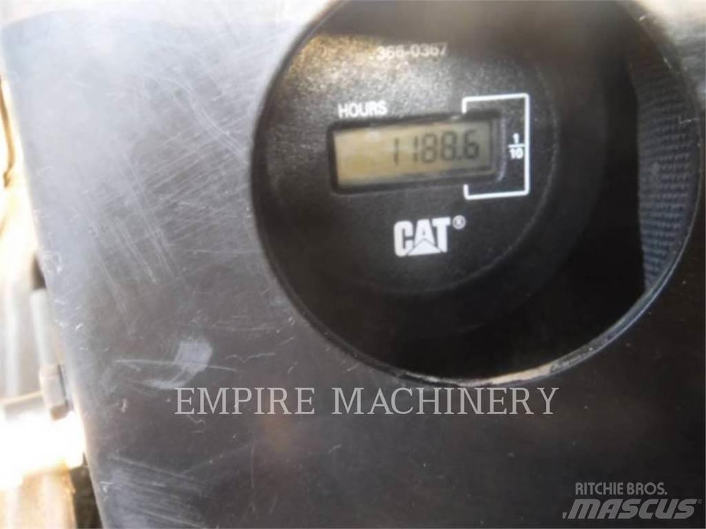 CAT 304E2CR Верижен екскаватор
